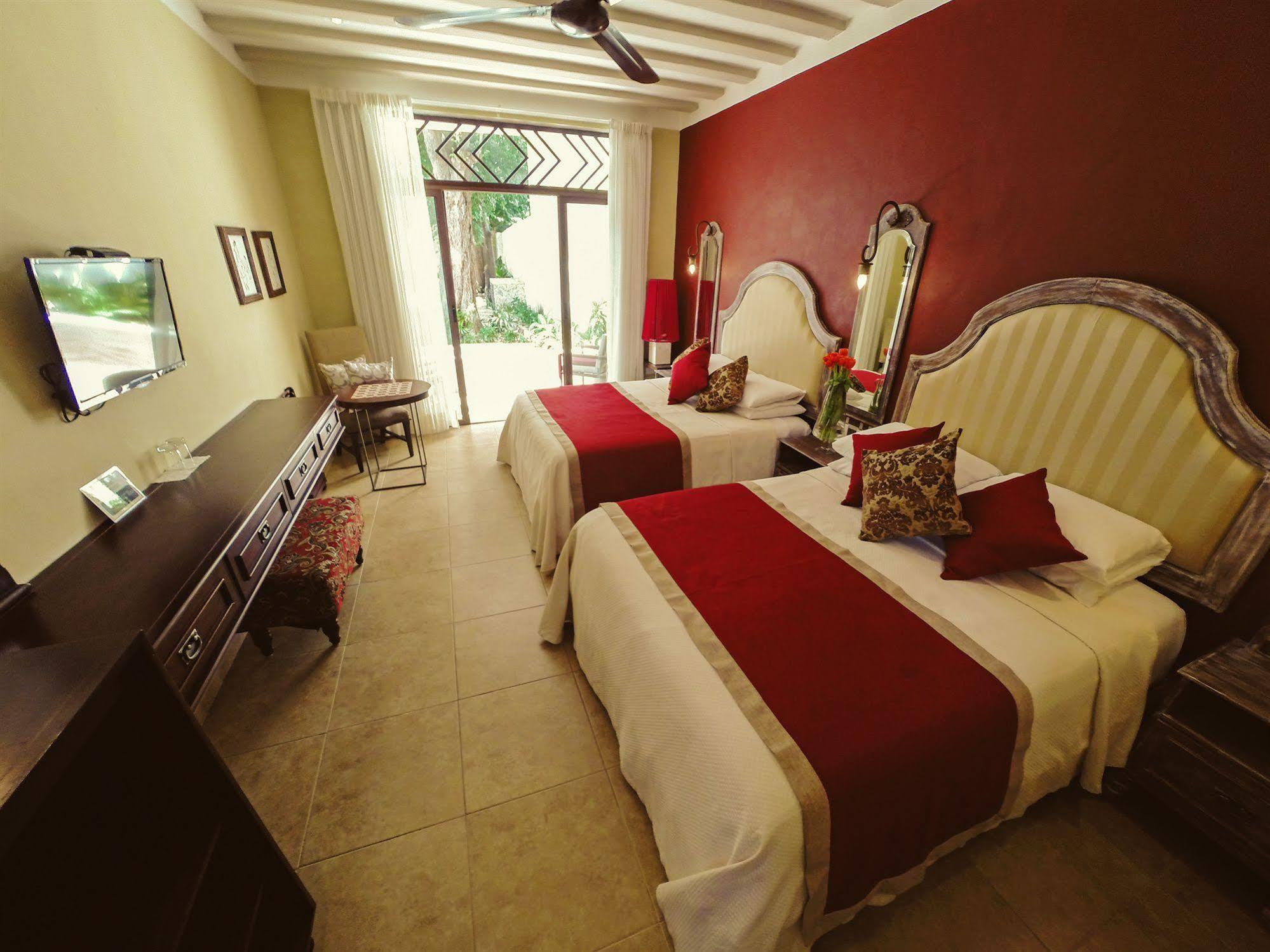 Casa Italia Luxury Guest House - Adults Only Mérida Extérieur photo